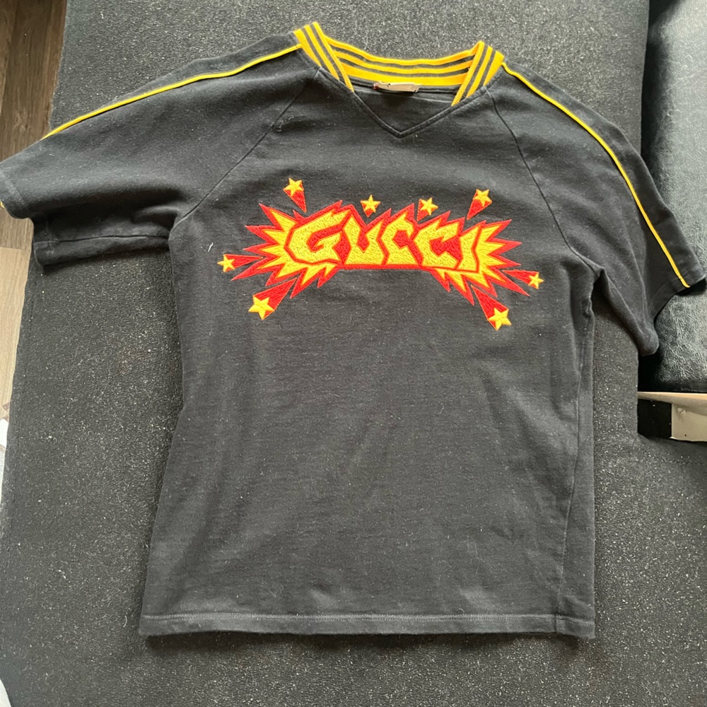 Kids Gucci shirt